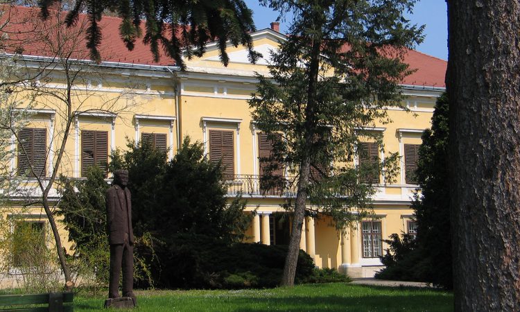 Szapáry-Andrássy Kastély és park